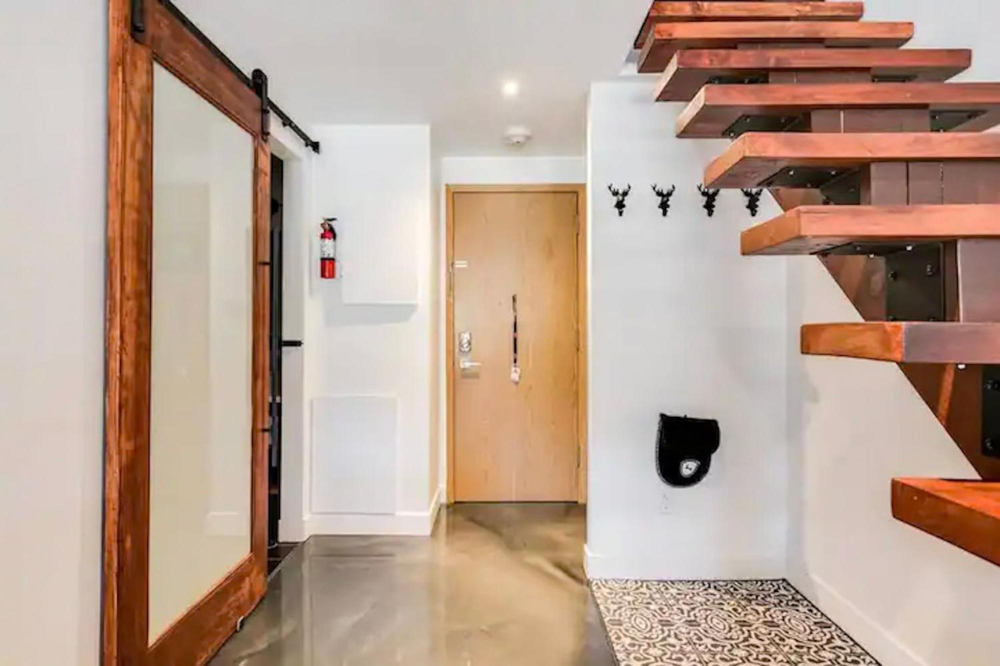 Condo Moderne, Escapade Vacance, Vue Sur Montagnes Ngoại thất bức ảnh