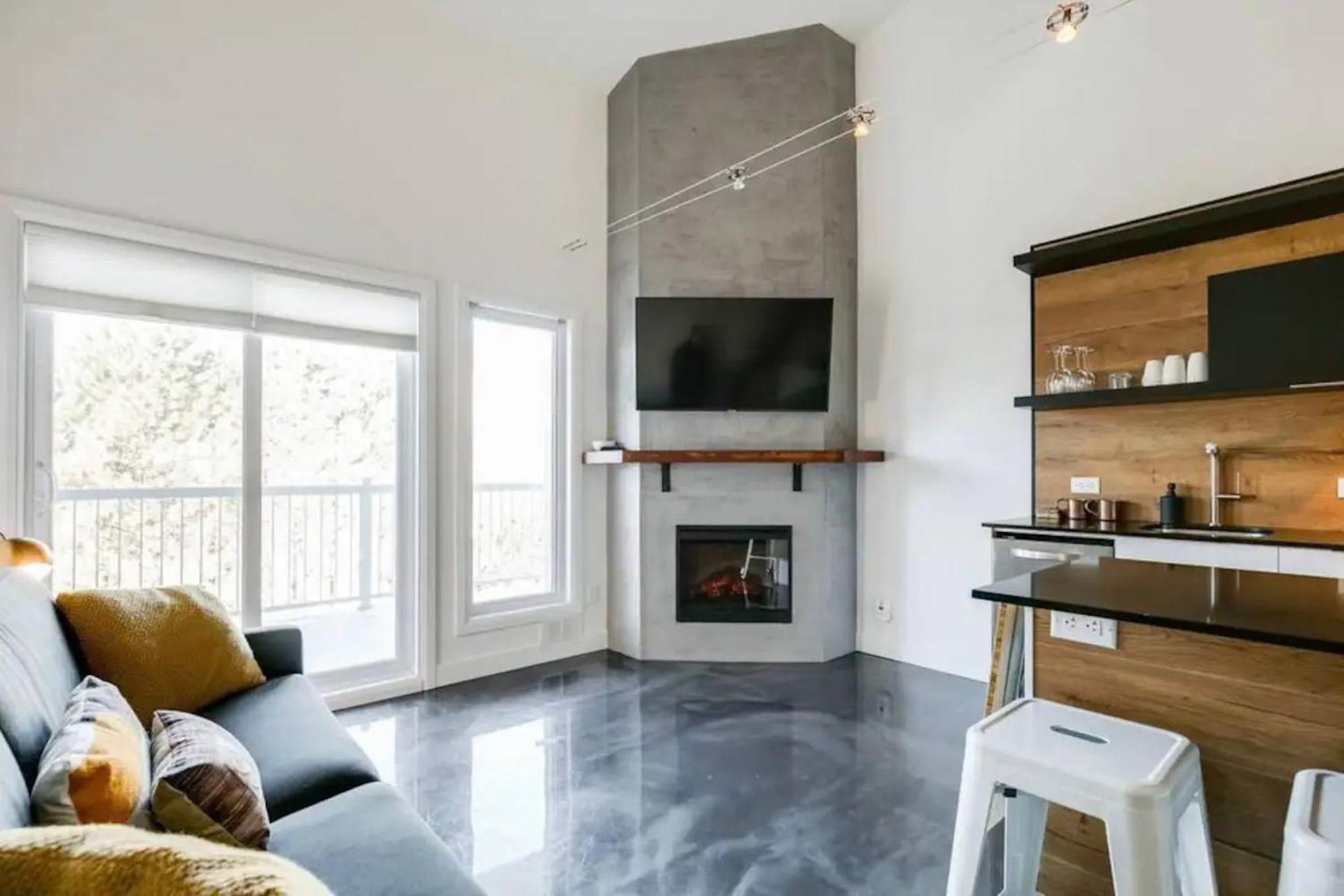Condo Moderne, Escapade Vacance, Vue Sur Montagnes Ngoại thất bức ảnh