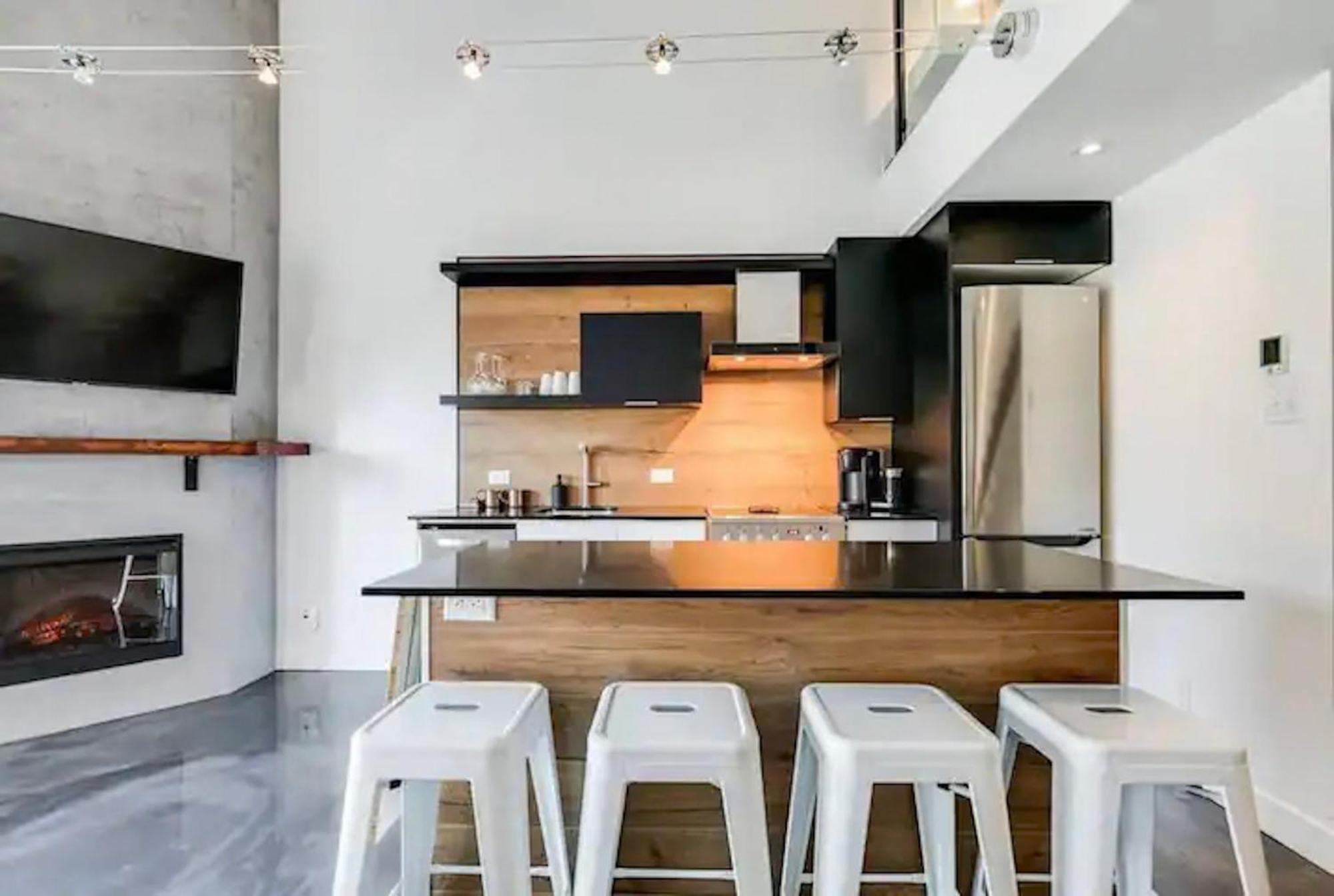 Condo Moderne, Escapade Vacance, Vue Sur Montagnes Ngoại thất bức ảnh